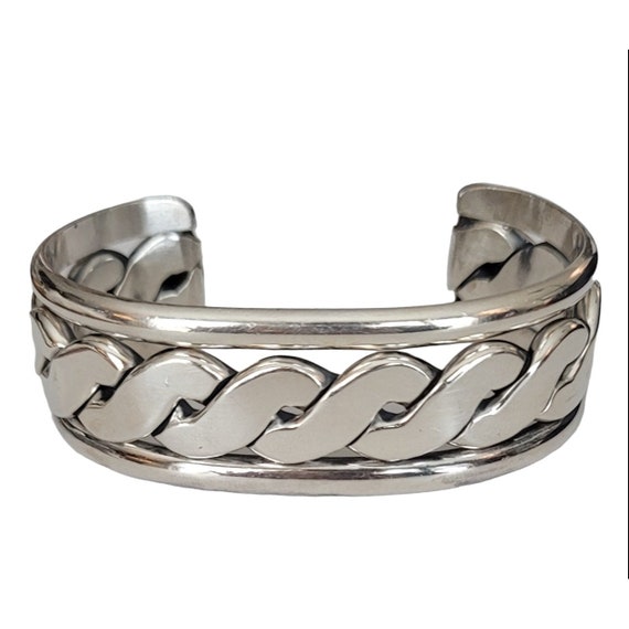 Roger Francisco Navajo Sterling Silver Twisted Rope Cuff Bracelet 5 5/8”, Signed K566