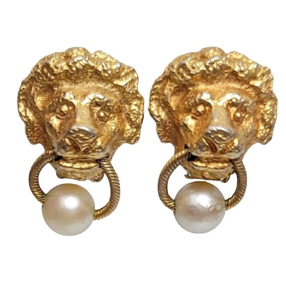Hattie Carnegie Vintage Gold-Tone Lion Door Knocker Genuine Pearl Clip On Earrings, Signed