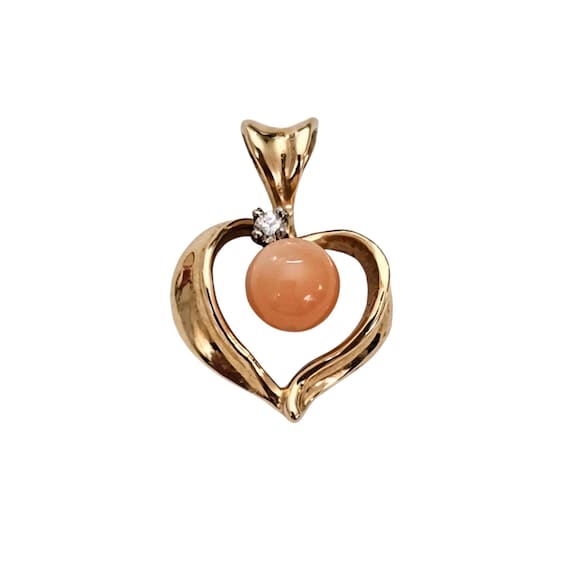 14K Yellow Gold Round Coral Heart Pendant