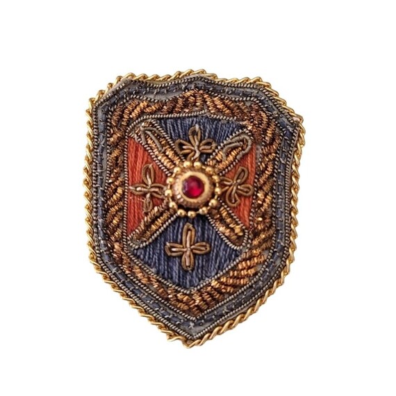 Wired Bullion Crest Shield Patch Brooch E574