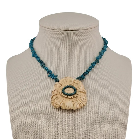 Flower Bone Carved Pendant Turquoise Bead Necklace J353