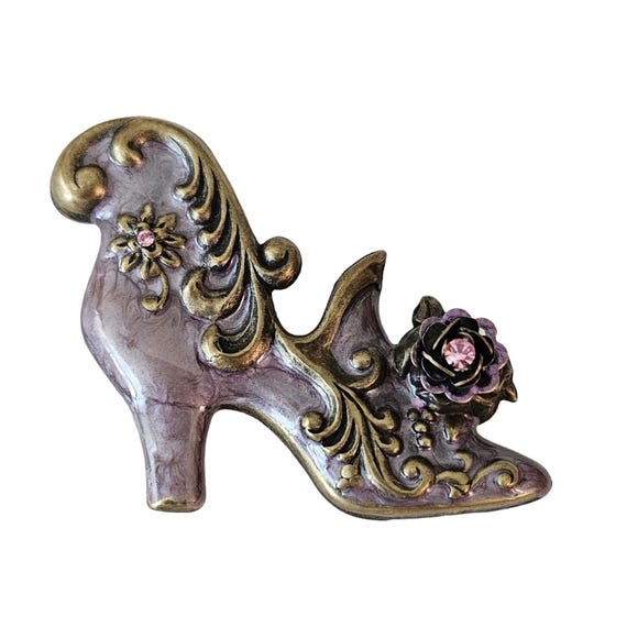 Purple Enamel Pink Rhinestone Repousse Victorian Style Shoe Brooch Pin L327