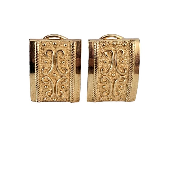 14K Yellow Gold Square Scroll Design Lever Back Post Earrings L146