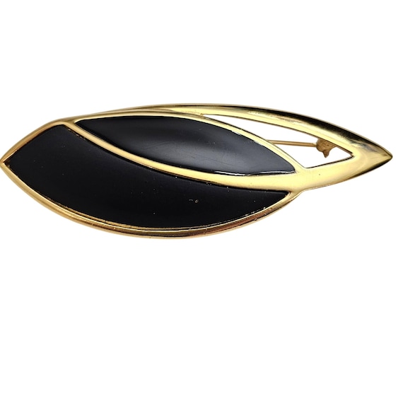 Kunio Matsumoto Trifari Gold Tone Matte & Glossy Black Oval Brooch Signed J400
