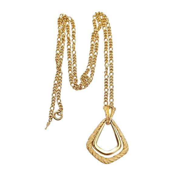 Trifari Gold Tone Textured Articulated Pendant Chain Necklace Signed J821