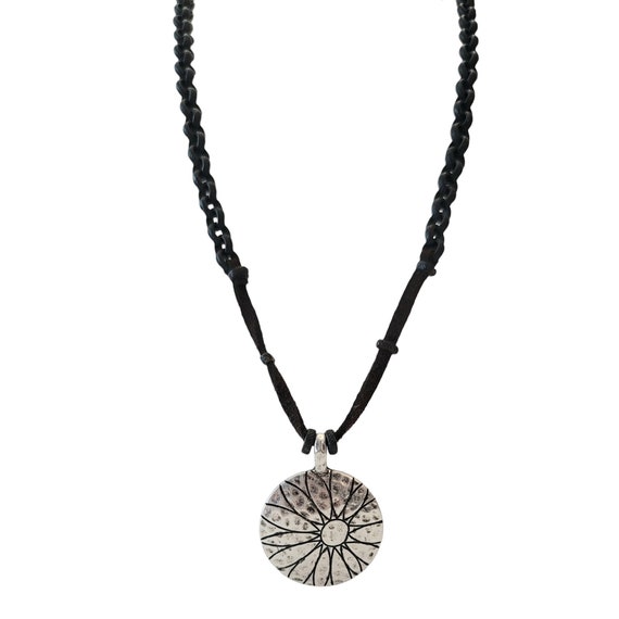 Lucky Brand Brown Suede Cord, Chain Round Flower Medallion Pendant Necklace, 18" Long E949