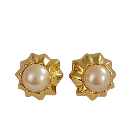 Trifari Crown Over T Gold Tone Starburst Center Faux Pearl Clip On Earrings, Signed K992