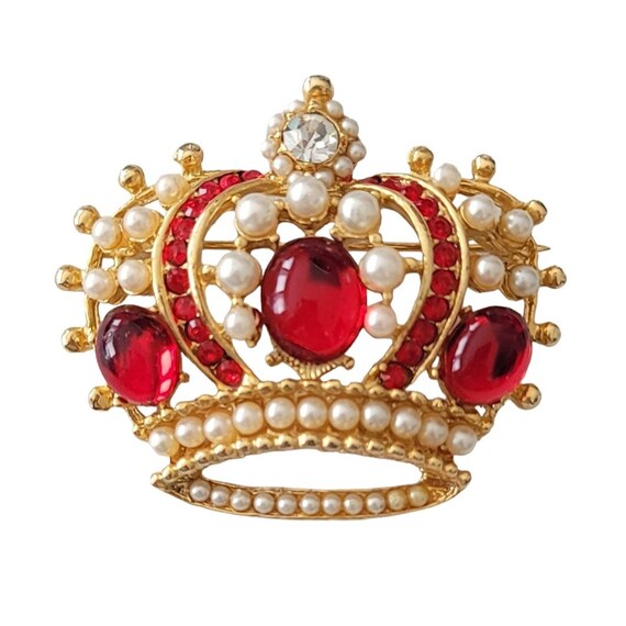 Gold Tone Red Oval Cab Rhinestone Faux Pearl Crown Brooch E228