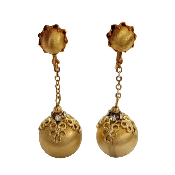 Vendome Gold Tonę Ball Chain Clear Rhinestone Prong Set Dangle Ear Clips  K100