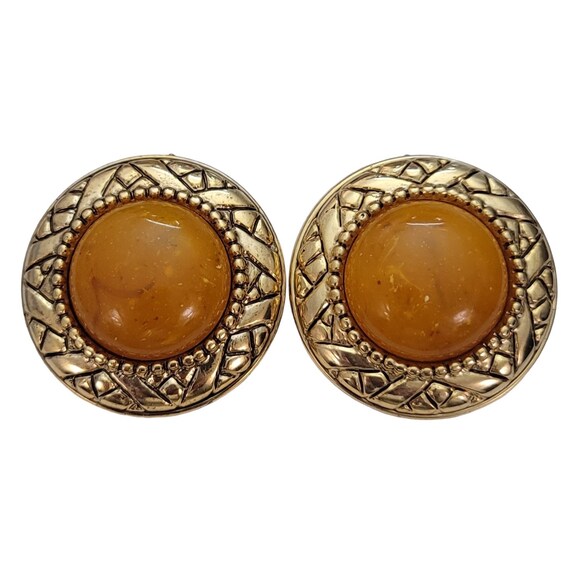 Gold Tone Gilt Style Round Confetti Lucite Clip On Earrings E284