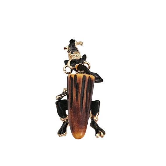 Black Enamel Tribal Drummer Brooch Bakelite Drum Pin L622