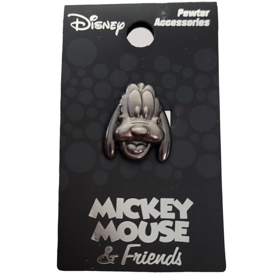 Disney Mickey Mouse and Friends Pewter Pluto Dog Pin Pendant E718