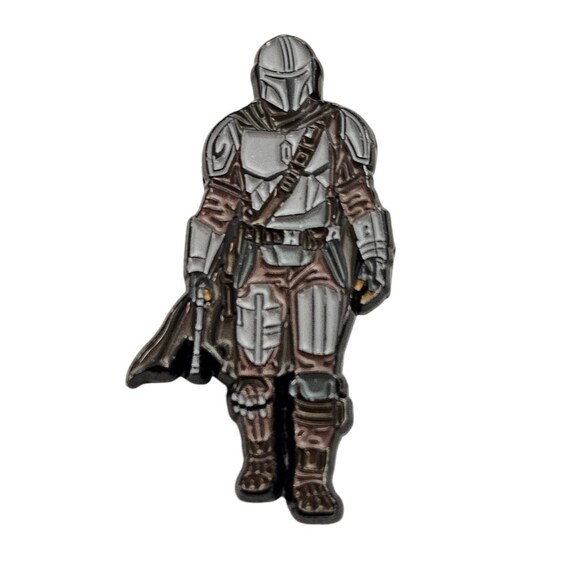 Star Wars  The Mandalorian Pin L489