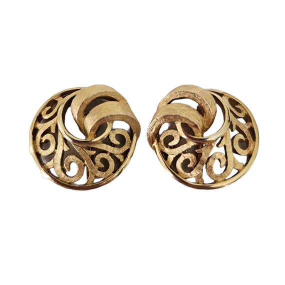 Trifari Crown Over T Gold Tone Round Open Scroll Clip On Earrings, Signed L77
