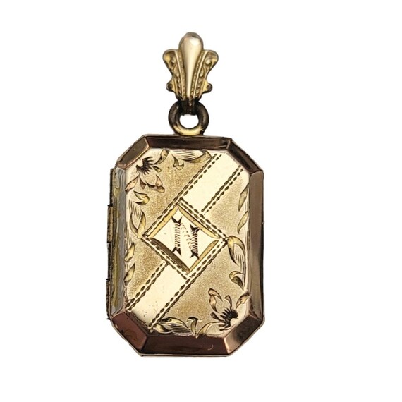 Gold Filled Vintage Hinged Square Locket With Black & White Photos Pendant E848