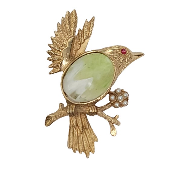 Coro Vintage Gold-Tone Green Lucite Cabochon Belly Bird Brooch, Signed