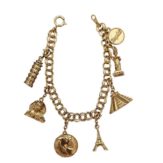 Ravello Gold Tone Monuments Of The World Charm Bracelet, Signed C682