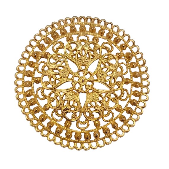 Gold Tone Round Heart Medallion Etruscan Statement Brooch K880