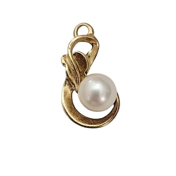 14K Yellow Gold Pearl Pendant J178