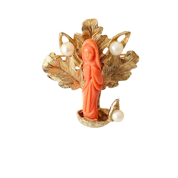 Gold Tone Pearl Rare Coral Carve Lady Brooch Leafy Pin C951