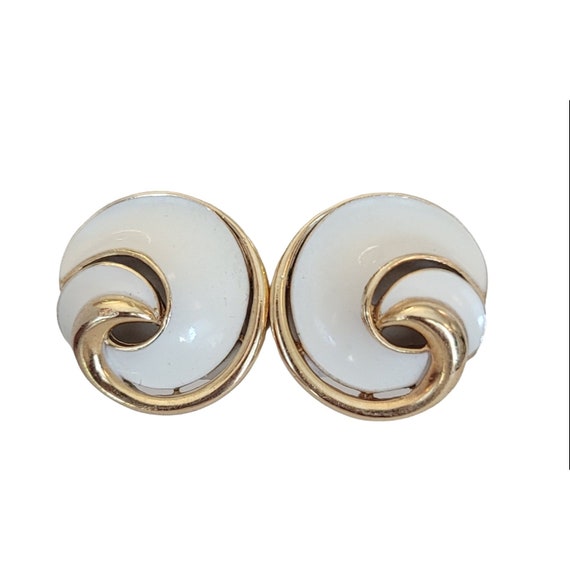 Trifari Crown Over T Gold Tone White Enamel Swirl Clip On Earrings, Signed K348