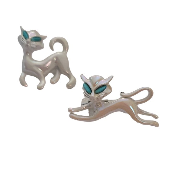 Vintage Pearly White Enamel Blue Eye Cat Pair Brooches, Kitten Set E897