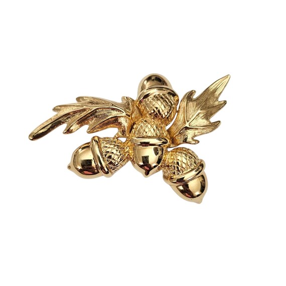 Monet Gold Tone Oak Leaf Acorn Brooch Signed, J61