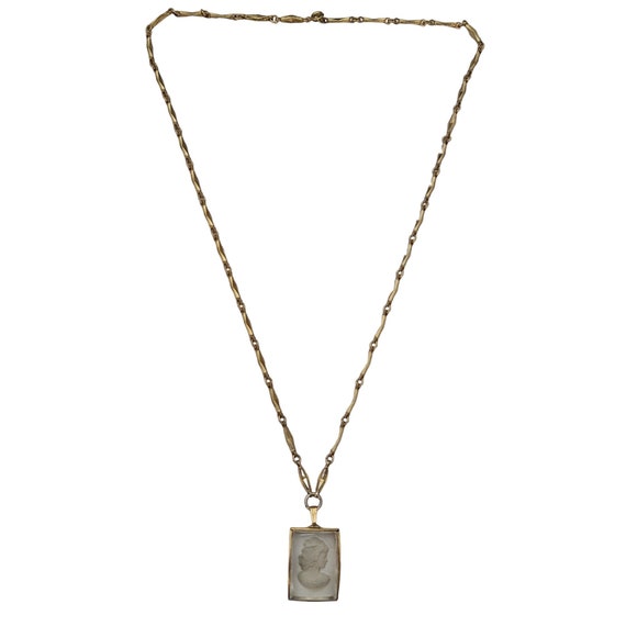 Gold Tone Reverse Clear Carved Style Glass Cameo Pendant Long Chain Link Necklace 24” Long E464