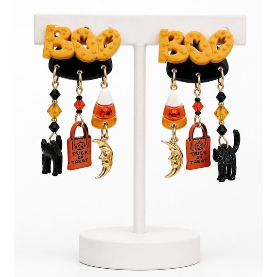 JJ Vintage Boo Black Cat Moon Charm Dangle Clip-On Earrings Signed, J877