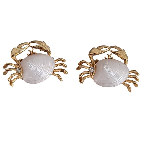 Gold Tone White Faux Shell Matching Crab Pins, Pair Set K814