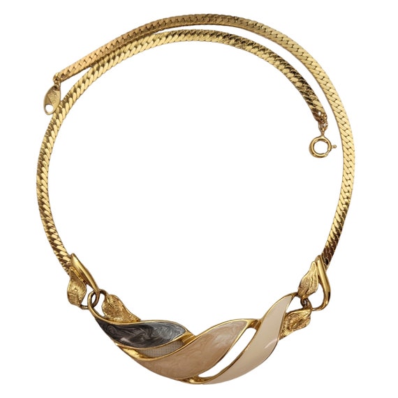 Trifari TM Gold Tone Gray Beige Pearly Enamel Leaf Collar Chain Necklace, Signed E882
