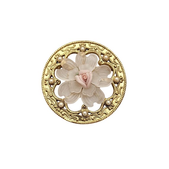 1928 Brand Clear Lucite Flower Pink Porcelain Round Faux Pearl Pin J641