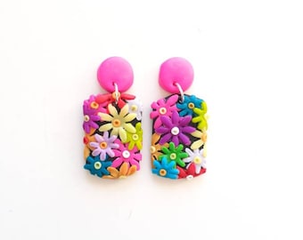 Pendientes de arcilla de jardín de flores, florales hechos a mano, pendientes de arco iris de declaración, tachuelas de margarita, pendientes de girasol, colorido brillante, regalo de mujer