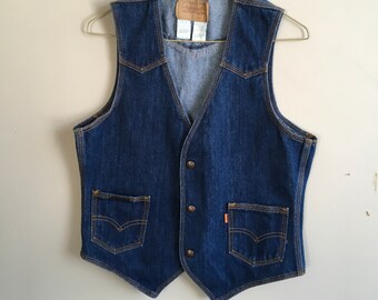 levis black denim vest