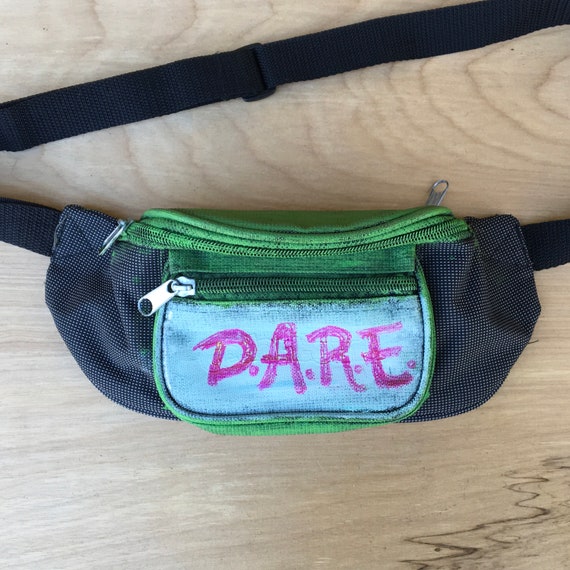dare fanny pack