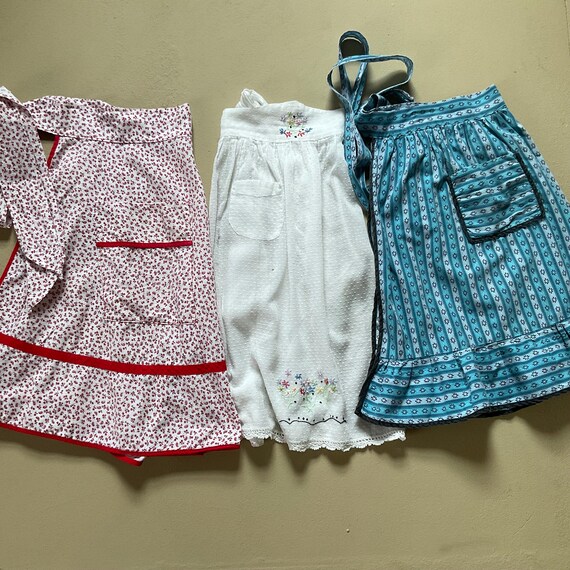 3 Vintage Half Aprons 1940s 1950s