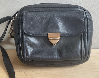 Perlina Small Leather Purse