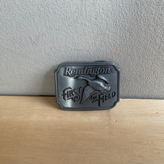 Remington First in the Field Belt Buckle 1980 - image 1