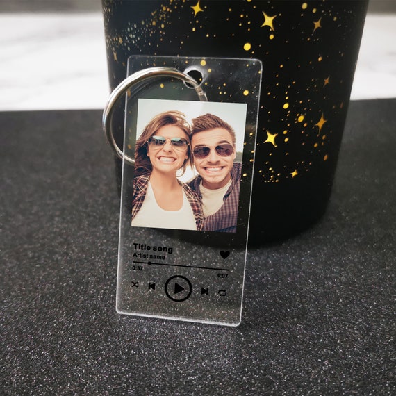 Personalised Keyring Spotify Keyring Custom Gifts for Her Him Mum Dad Customised Song and Photo Spotify Picture Keychain for Birthday