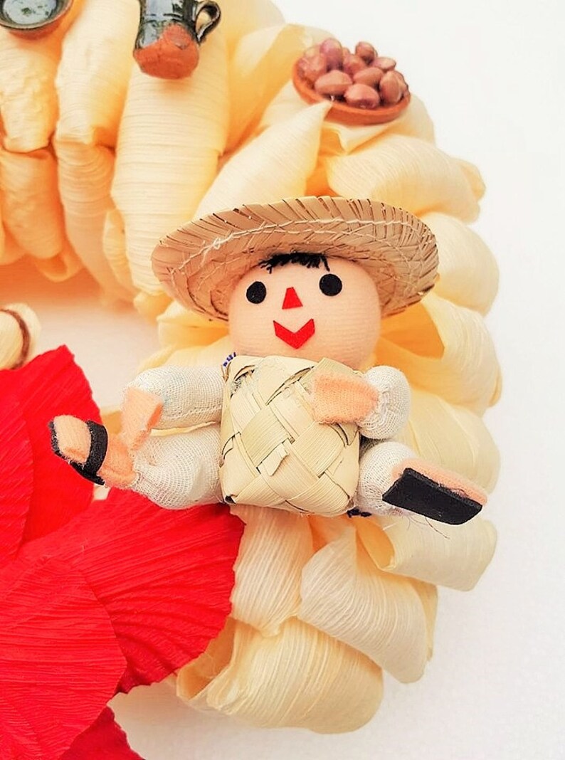 Christmas Wreath Holiday Decor Mexican Christmas Wreath Corn Husk Wreath Christmas Wreath Mexican Ornaments Mexican Christmas