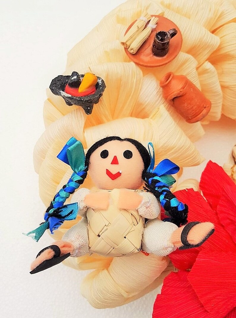 Christmas Wreath Holiday Decor Mexican Christmas Wreath Corn Husk Wreath Christmas Wreath Mexican Ornaments Mexican Christmas