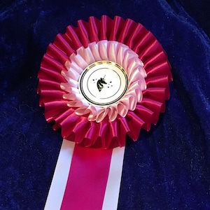 USA STYLE Rosette,  ribbon award. 2 tier broad satin 3 long streamers For shows, event,  birthday.  Customisable & can be Personalised