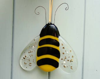 Fused glass bumble bee, glass bee, handmade stained glass art, bee gift, gift for her, home decor, garden decoration, gift for mum