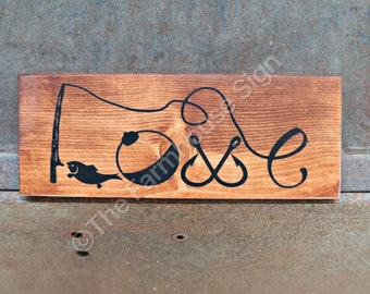 Fishing Love | Wood Signs | Rustic Sign | Love Sign | Photo Prop | Wedding Sign | Valentine's Day | Home Decor | Fishing Decor | Cabin Decor