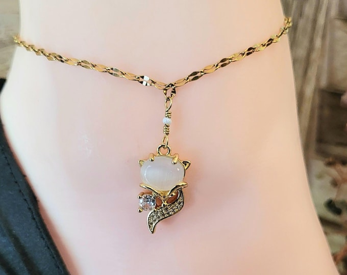 NEW - Vixen's Radiance: Gold Plated Stainless Steel Anklet/Bracelet with Cat's Eye and Cubic Zirconia Vixen Hotwife Anklet