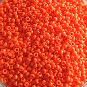 Miyuki Rocailles - Seedbeads - 11/0 2 mm - opaque orange