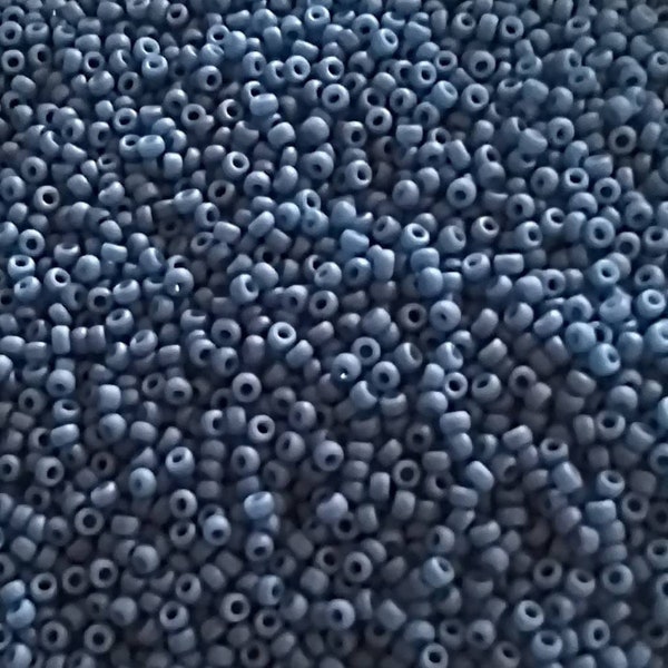 Miyuki Rocailles - Seedbeads  - 11/0  2mm - Opaque  matt  Denim  Blau