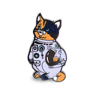 Cat lapel pin, astronaut pin, space lover, cat in a space suit, space helmet pin, cat lapel pin, space cat pin, cat lover pin, Houston cat