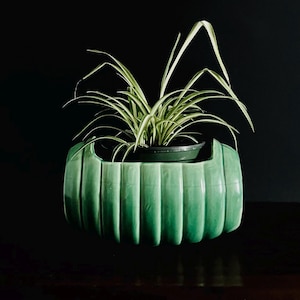 1930’S Art Deco Brannam Pottery Barnstaple Green Barrel Planter Jardeniere slight A/F