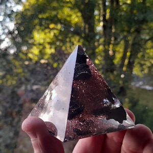 1 Mini-Shungite Enhanced EMF Personal Protection Pyramid